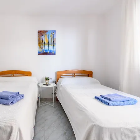 Apartman Skorpios By Interhome *